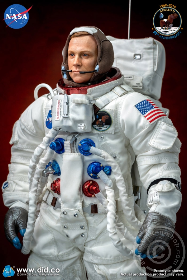 NA001-068MgPw0uXzMfUY Neil Armstrong - Apollo 11 - Commander