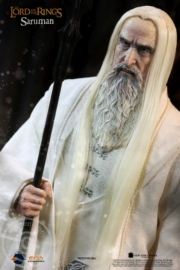 AST027-02 Saruman - LOTR