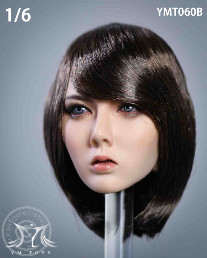 Head - dark-brown short Hair