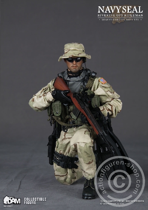 DA93011-07 Navy Seal Riverine OPS Rifleman - Desert