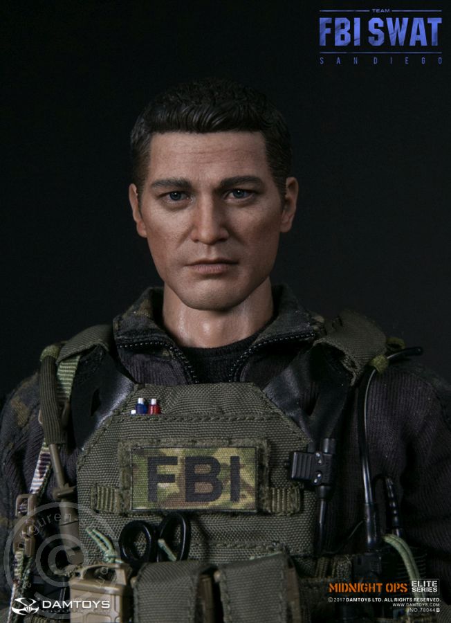 FBI SWAT Team Agent (B) - San Diego Midnight OPS