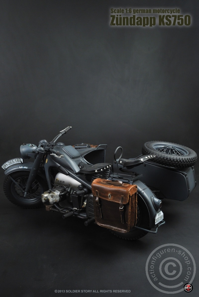 Zündapp KS-750 mit Beiwagen