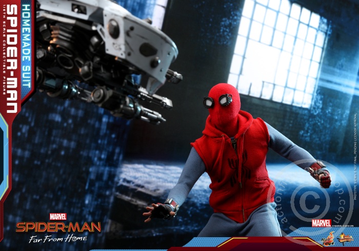 602640-14 Spider-Man: Far From Home - Spiderman (Homemade Suit Version) - MMS552