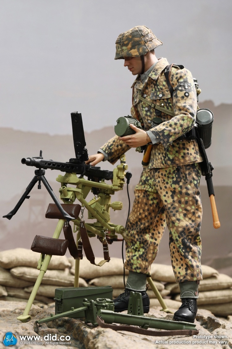 WWII German MG42 Tripod - sand WWII German MG42 Tripod - sand