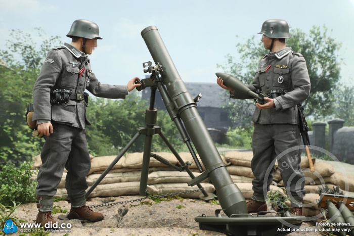 German 12cm Granatwerfer 42 mortar (green) - WW II German 12cm Granatwerfer 42 mortar (green) - WW II