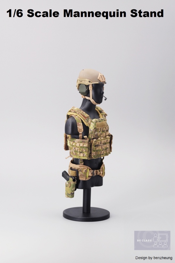Bust02-16 Schneider- Kleider-Puppe - green