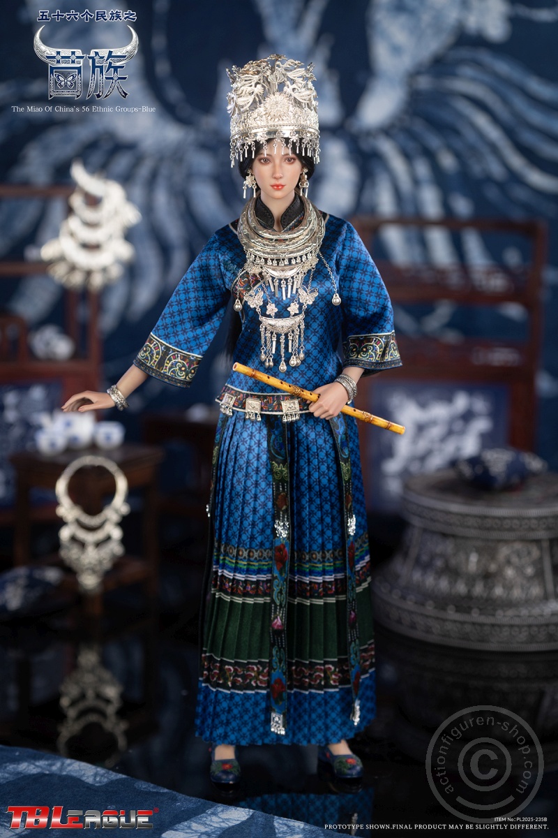 The Miao of China's 56 Ethnic Groups-Blue - in 1/6 Scale