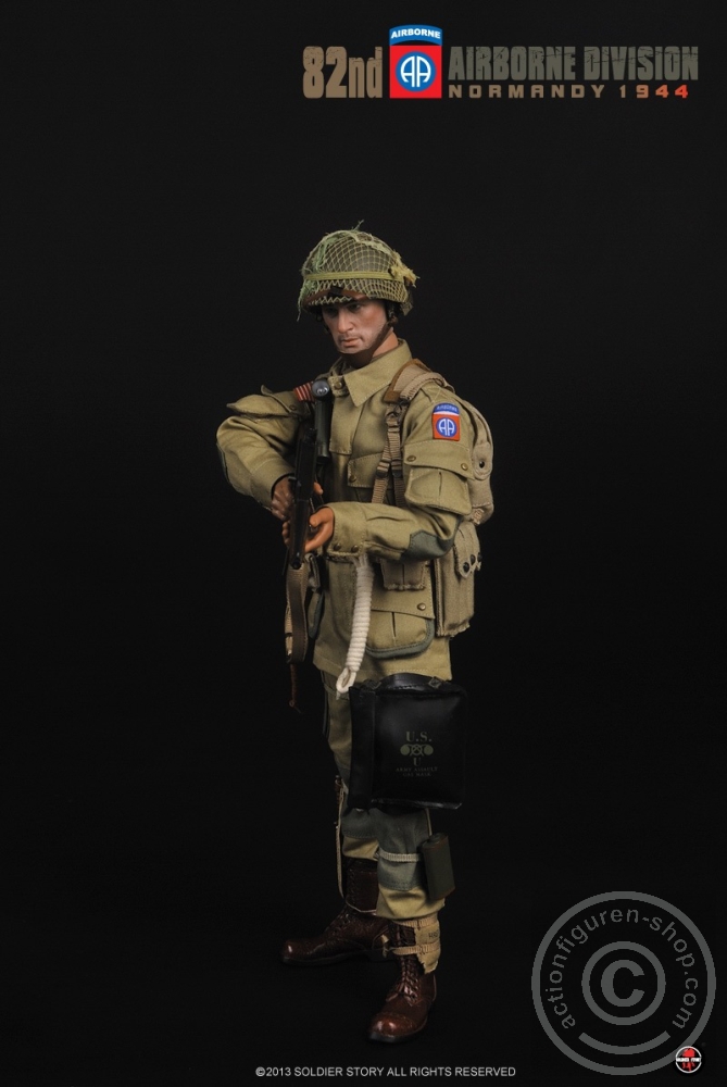SSt077-11 82nd Airborne Division - Normandy 1944