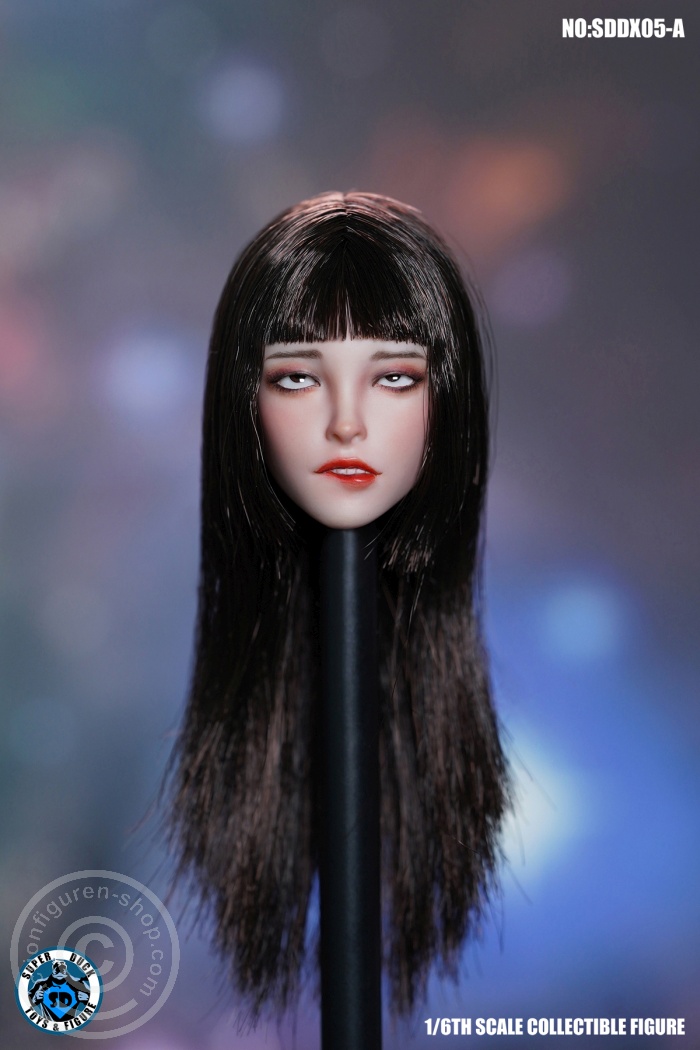 Female Character Head w/ movable Eyes - long black Hair