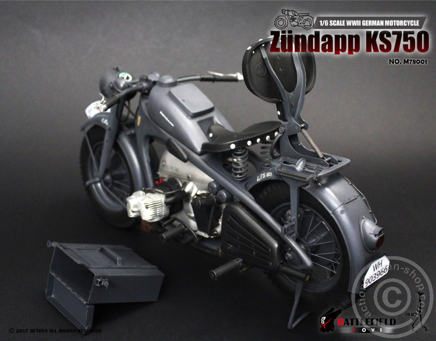 M78001-11 Zündapp KS750 Motorrad - camo