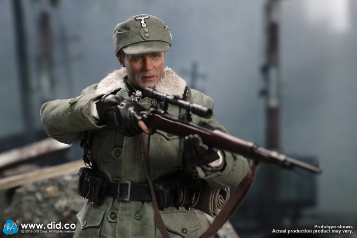 80138-28 Major Erwin König - WWII German Sniper