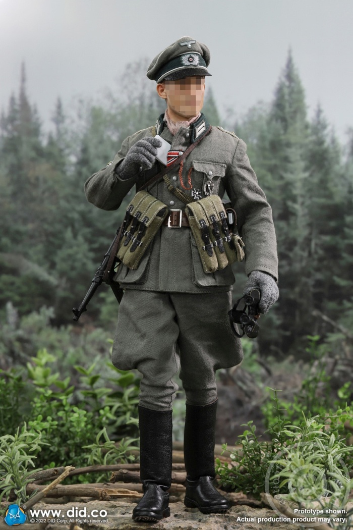 Winter - WWII German Wehrmacht Infantry Oberleutnant