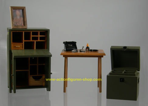 ITOFF2-1 WW II Schreibstuben Möbel & Zubehör Set