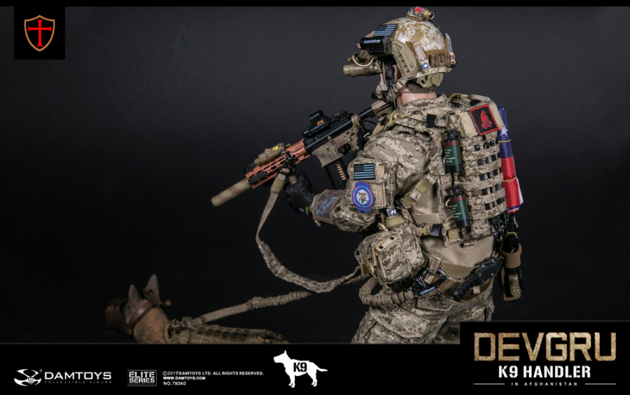 DA78040-05 DEVGRU K9-Handler in Afghanistan