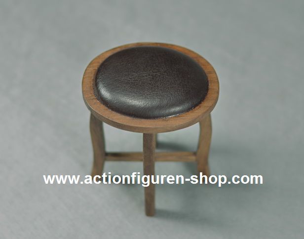 Hocker mit cremefarbigem Lederbezug