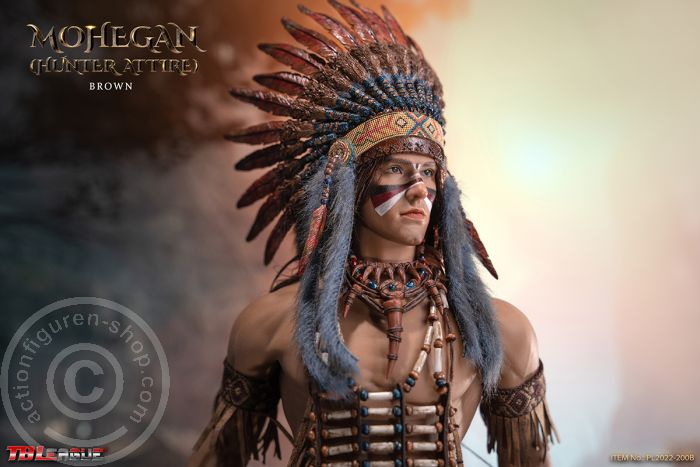 Mohegan (hunter attire) - Brown Mohegan (hunter attire) - Brown