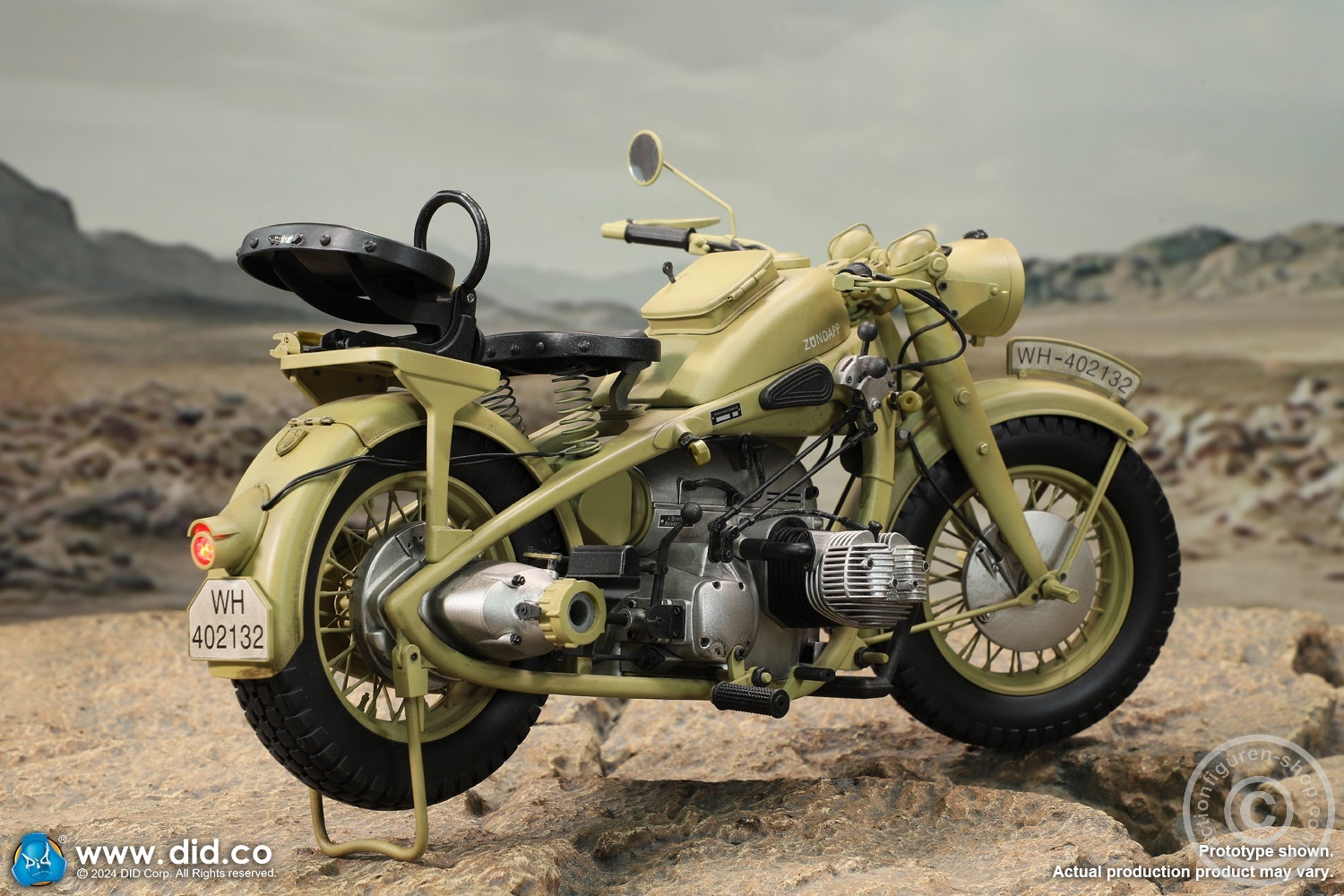 German Zündapp KS 750 Motorcycle with sidecar (Sand) - in 1/6 scale