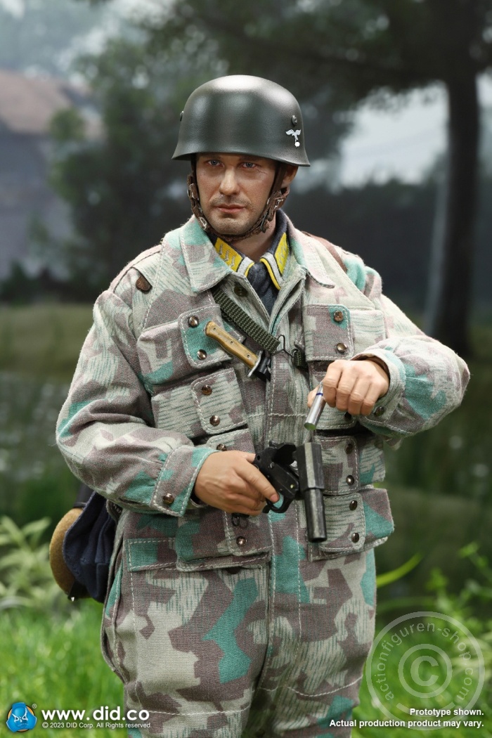 Axel - WWII German Fallschirmjager - DID 20th Anniversary Edition Axel - WWII German Fallschirmjager - DID 20th Anniversary Edition