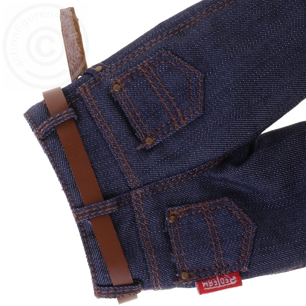 Blue Jeans Hose mit Leder Gürtel