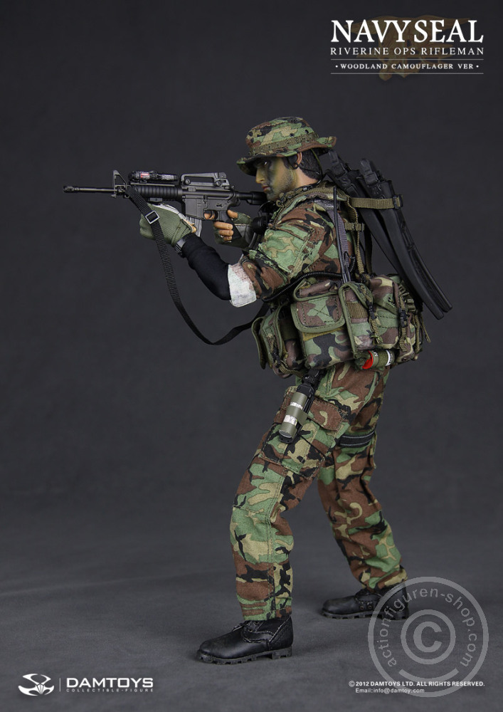 DA93015-10UqrNopNeCYbzw Navy Seal Riverine OPS Rifleman - Woodland