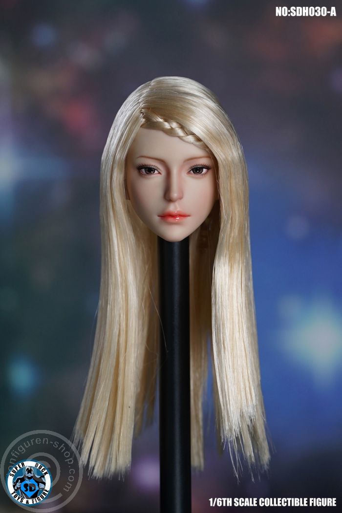 Female Head - long blond Hair