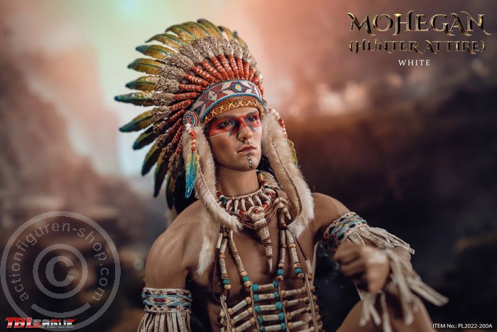 Mohegan (Hunter Attire) - White