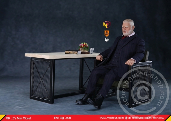 MrZMCC019A-084qy1VJl5riv96 The Big Deal (Figure in Suit) - blue