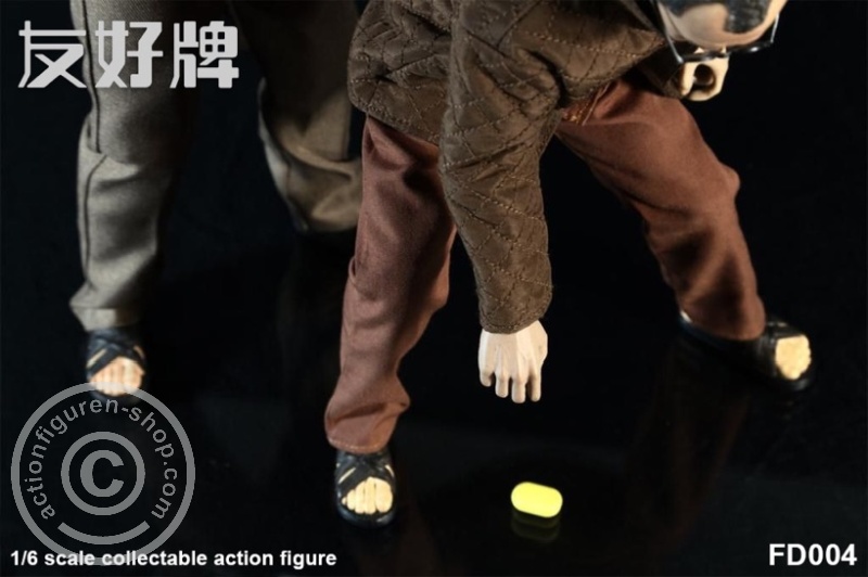 Prison Uncle - in 1/6 scale