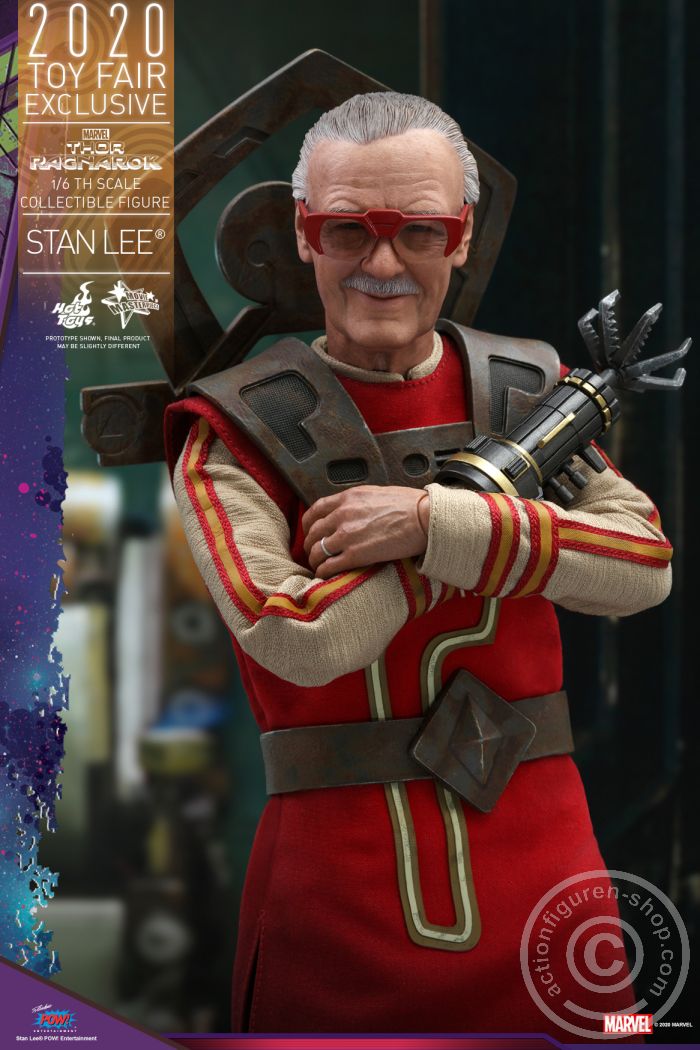 605047-04dGeURSoyV2LxL Thor - Ragnarok - Stan Lee - Toy Fair Exclusive - MMS570