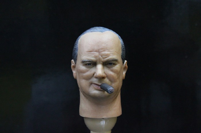 Winston Churchill - Head + Body