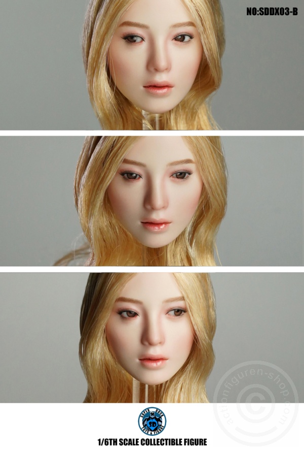 Female Character Kopf w/ movable Eyes