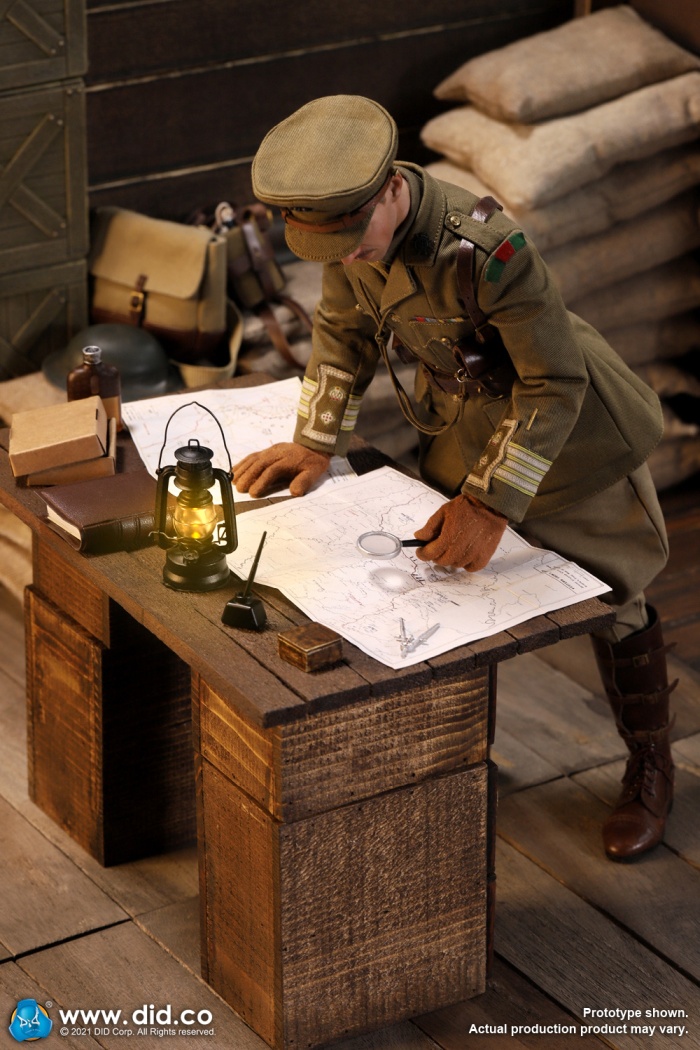 WWI War Desk Diorama Set