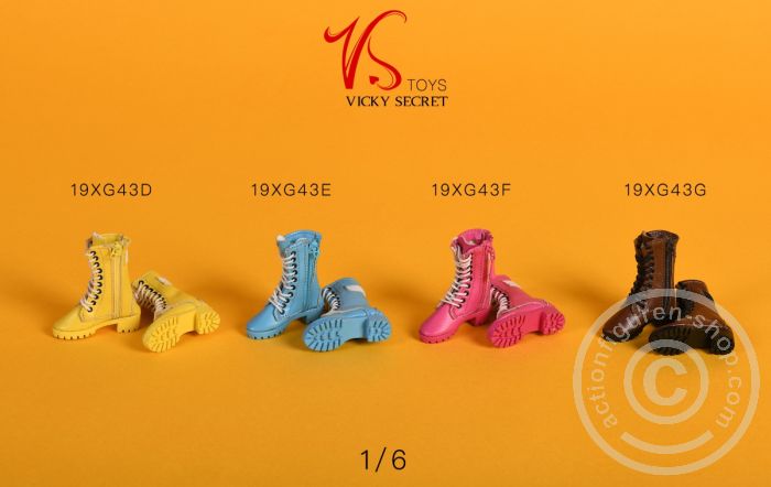 VST19XG43D-05hhz1IbGQSRKFE Zipper Boots - Female - Leather