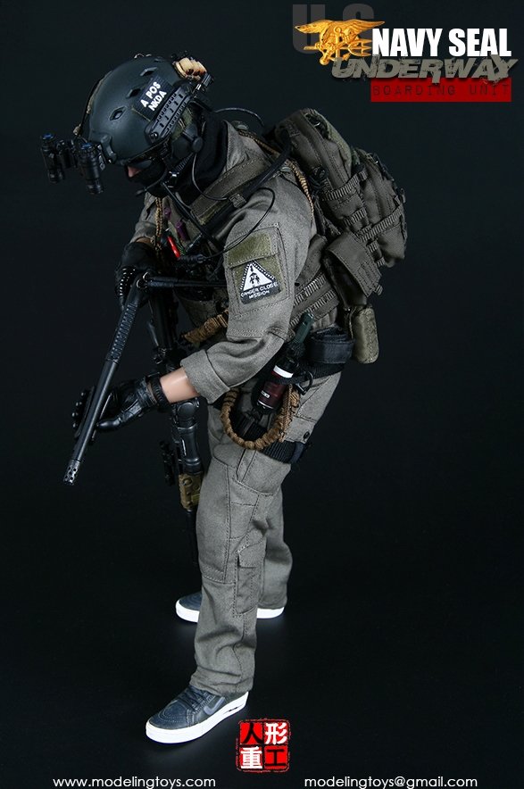 BBT-S9003-14bQay3xs2WfmOU US Navy SEAL Underway - Boarding Unit