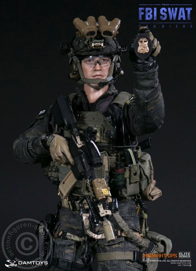 FBI SWAT Team Agent (B) - San Diego Midnight OPS