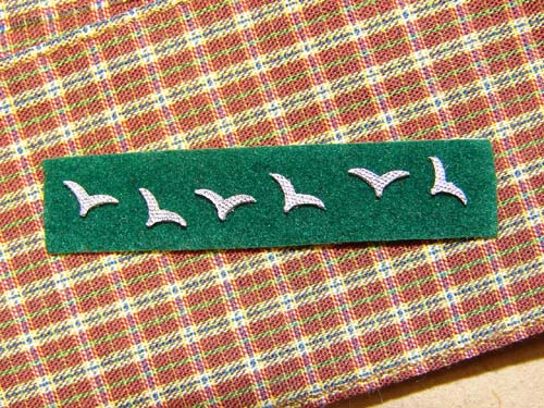 Luftwaffe Halstuch (braun) mit Rangabzeichen (grün)