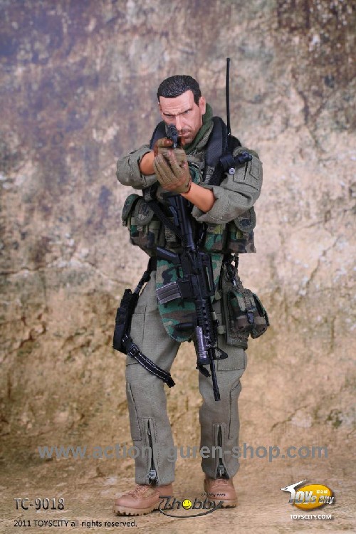 TTL9018-23 US Navy Corpsman - Joint Operation
