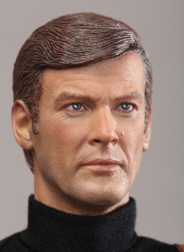 80142-01-04yHV8Kuj7a5Aqb Roger Moore - Head w/ Body & Hands