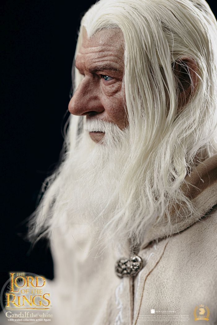 Gandalf The White w/ Horse - LOTR - Crown Series