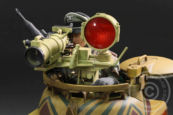 E60068-77 Panther G Tank Diorama (Cupola) - sand - w/ extra MG34 Mount