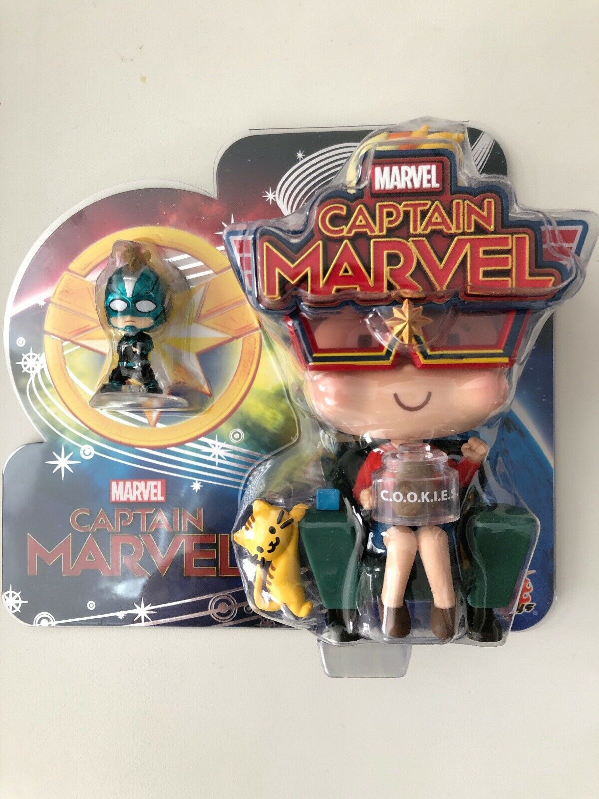 Captain Marvel - Season Greetings 2018 VIP Gift
