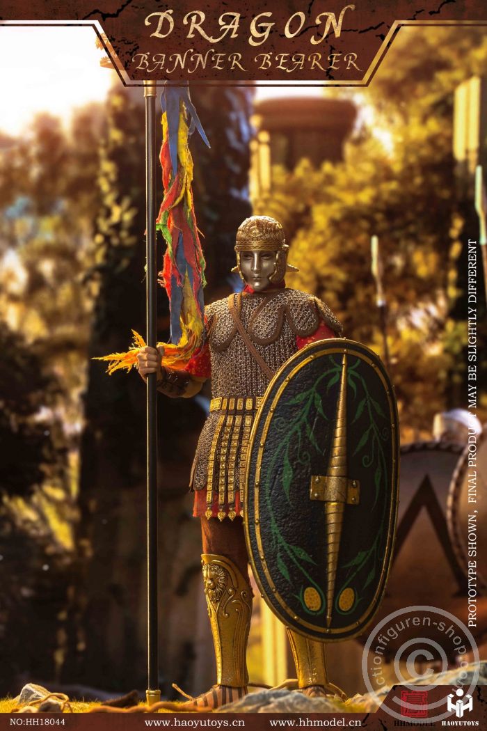 HH18044-01 Rom - Dragon Banner Bearer - Empire Series