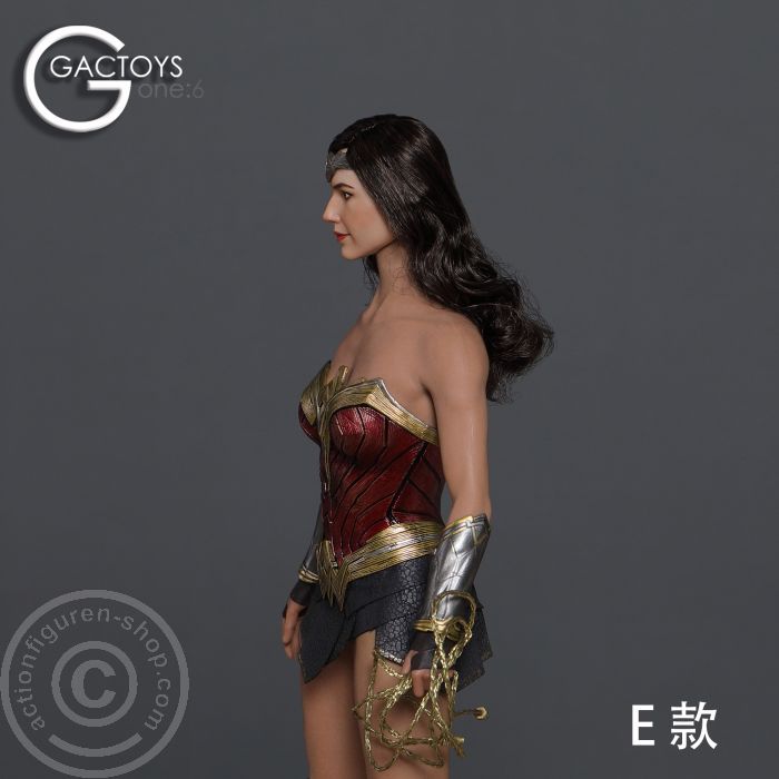 Female Head - Wonder Woman - long curly black Hair