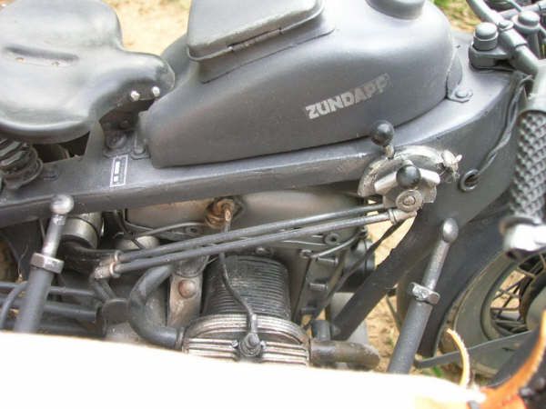 Zündapp KS750 Motorrad mit Beiwagen