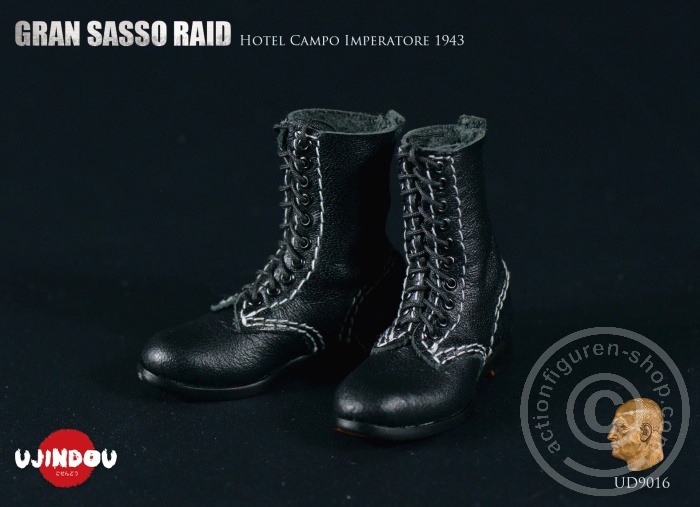 German Fallschirmjager - Gran Sasso Raid - Hotel Campo Imperatore 1943 German Fallschirmjager - Gran Sasso Raid - Hotel Campo Imperatore 1943