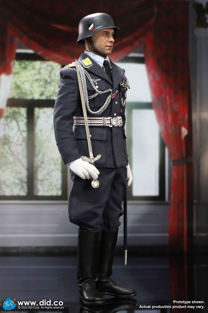 80147-05TAjvOoIfIaA7j Willi - German Luftwaffe Captain
