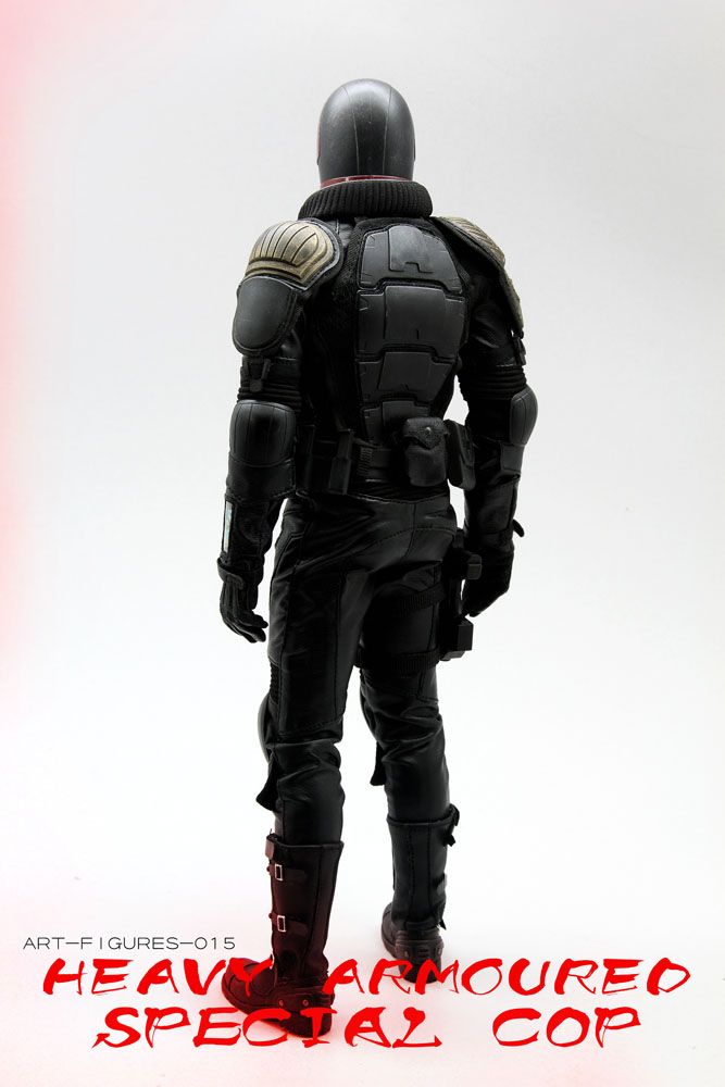 ArtF015-06 Heavy Armoured Special Cop