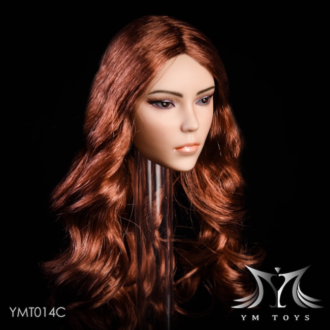 Kopf - braune lockige lange Haare