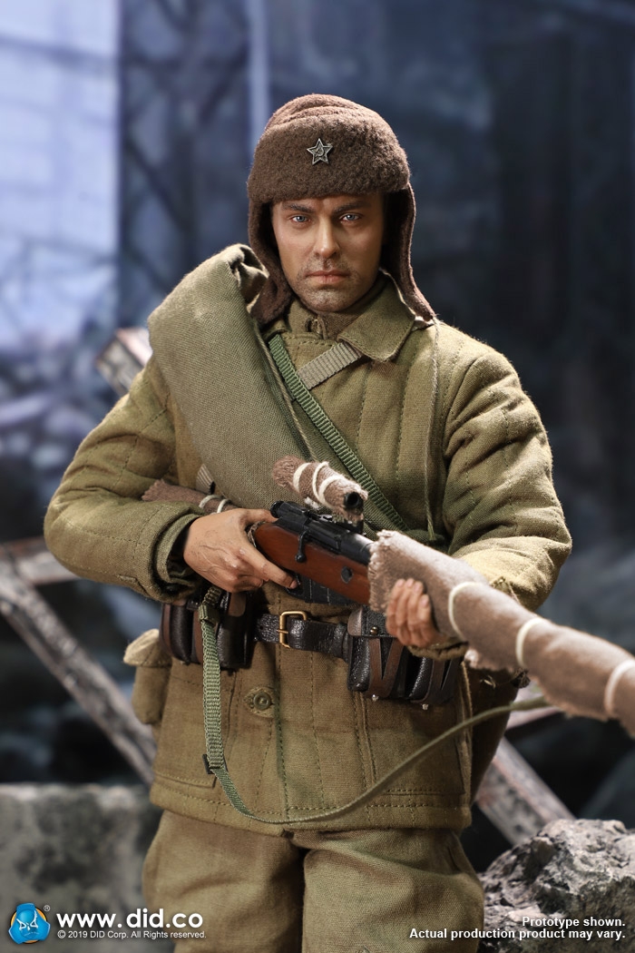 80139-21 Vasily Zaitsev - WW II Red Army Sniper - with weathering