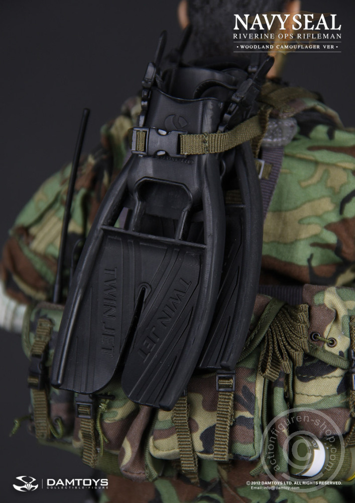 DA93015-20qDTWCFpWrDrQb Navy Seal Riverine OPS Rifleman - Woodland